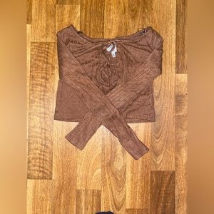 Stylish brown top